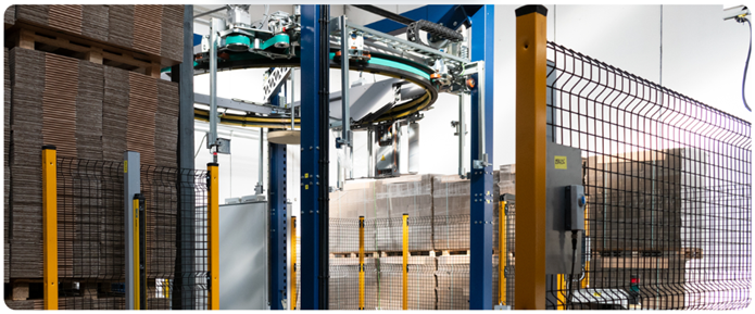 Enfardadora automática AVR1000 con inverter regenerativo integrado.